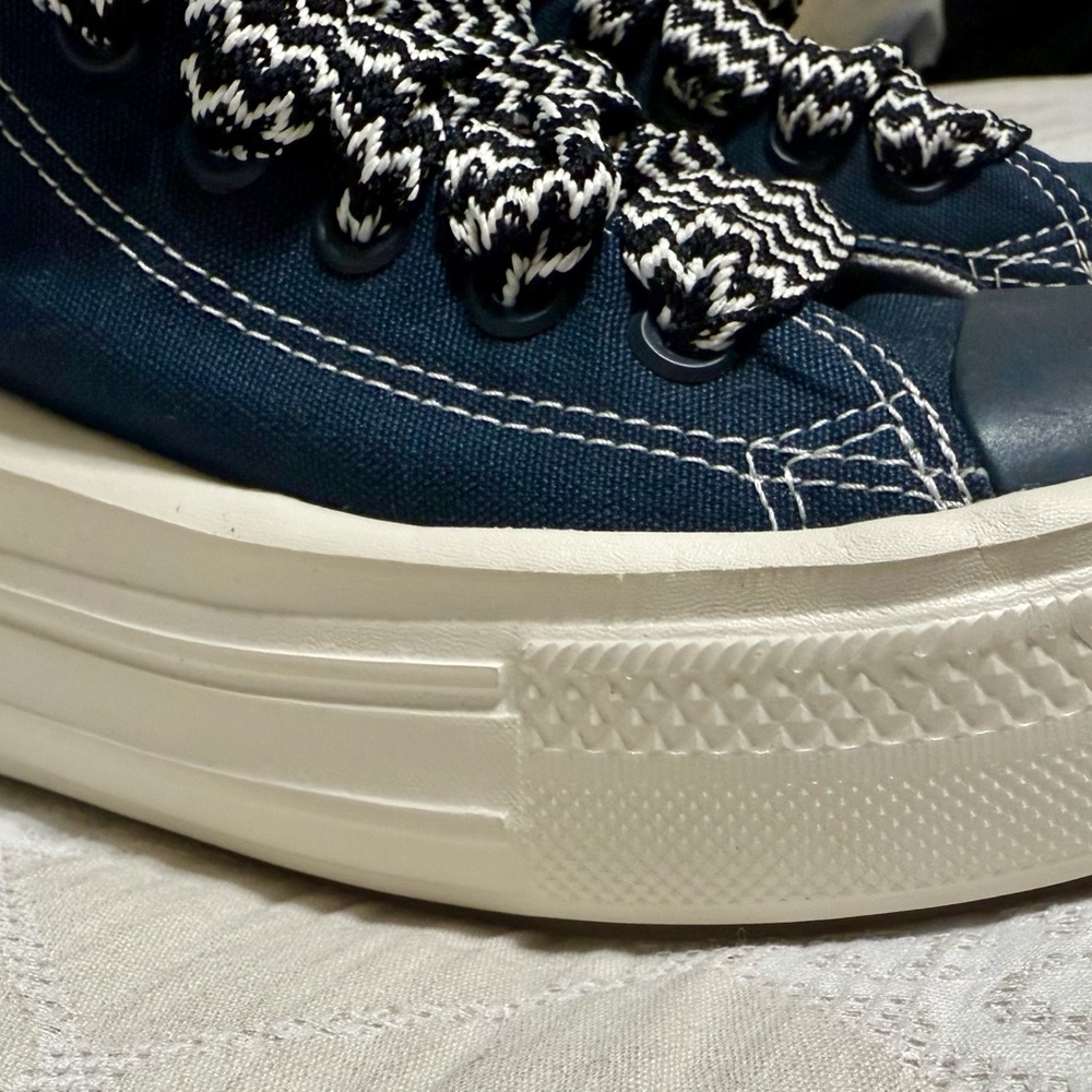 Chuck Taylor All Star Move Platform Women's High-Top Sneakers - Navy and White - Picture 7 of 16